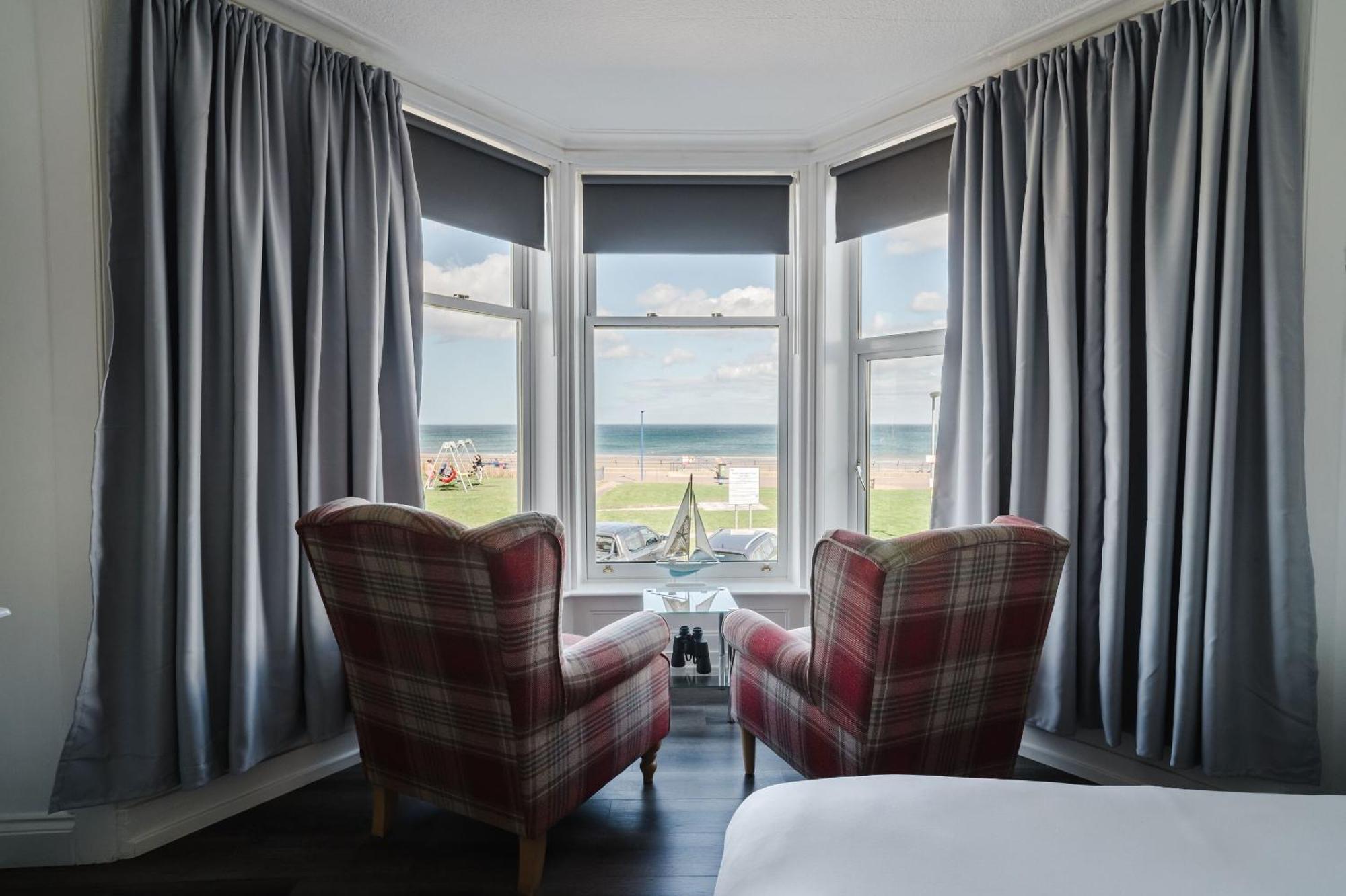 The Roxburgh Guest Accommodation Berwick Upon Tweed Exterior photo