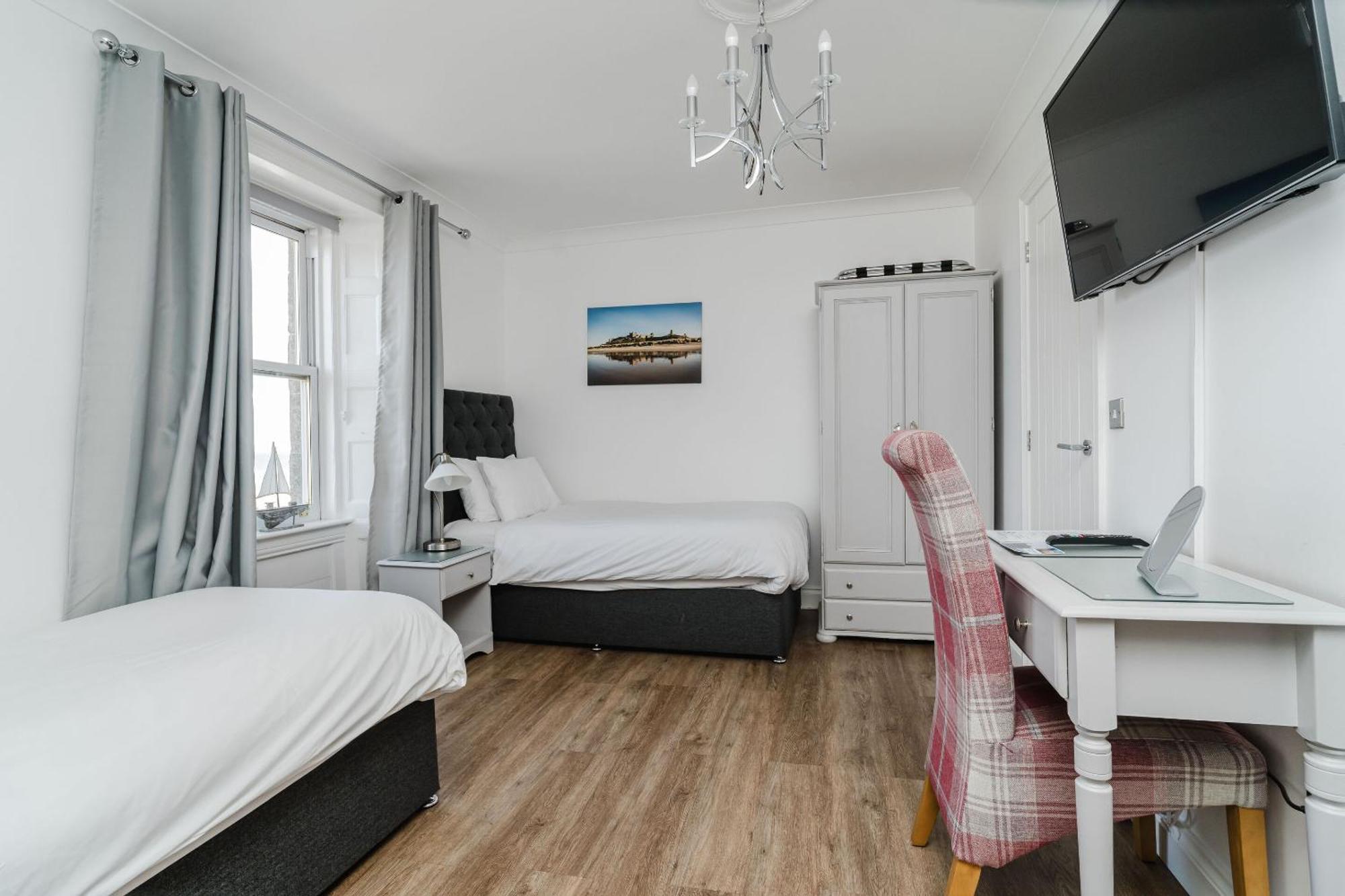 The Roxburgh Guest Accommodation Berwick Upon Tweed Room photo