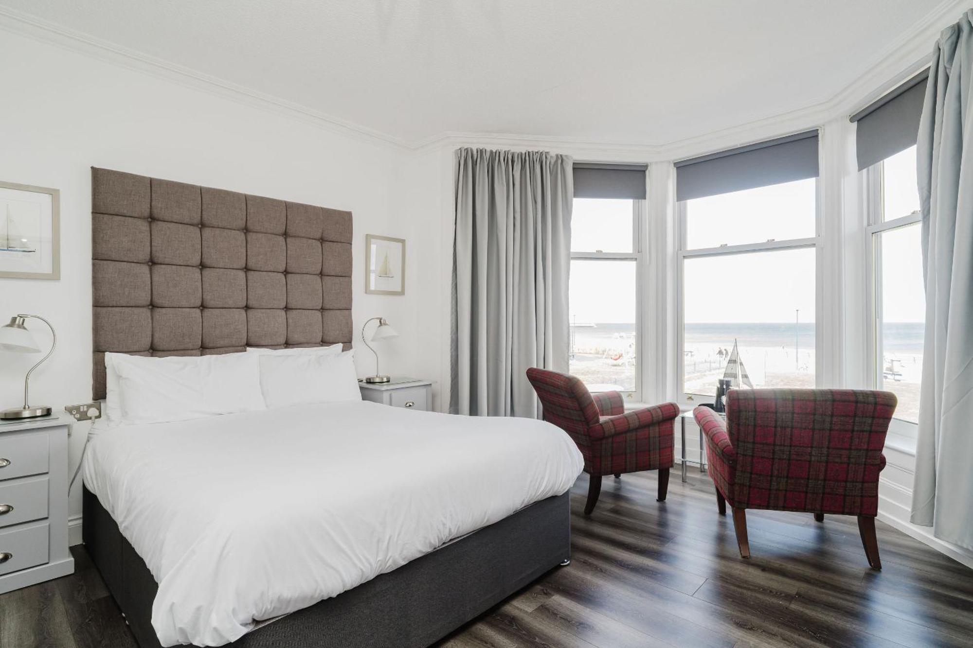 The Roxburgh Guest Accommodation Berwick Upon Tweed Exterior photo