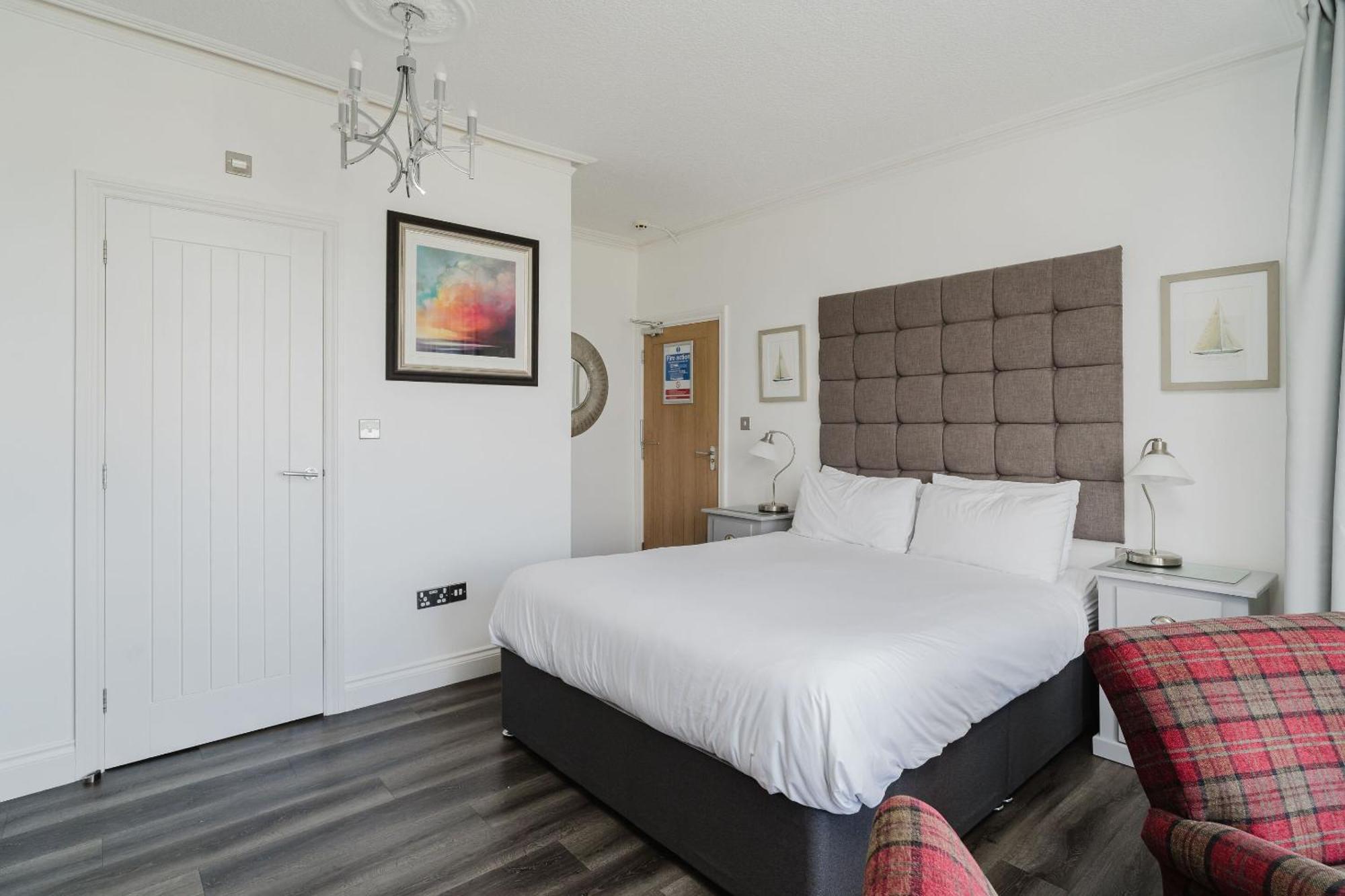 The Roxburgh Guest Accommodation Berwick Upon Tweed Exterior photo