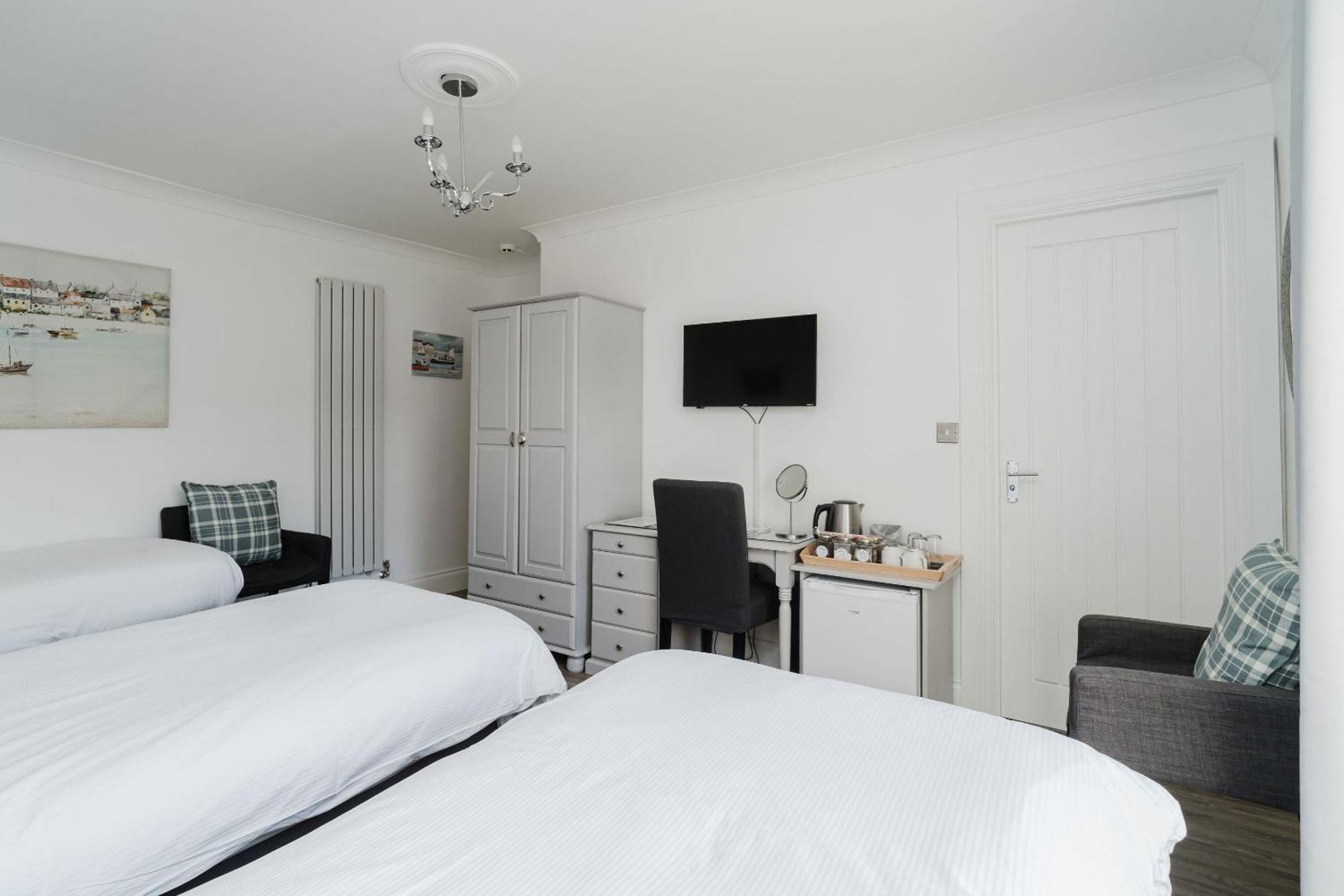 The Roxburgh Guest Accommodation Berwick Upon Tweed Exterior photo
